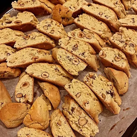 Couette-café La Casa Di Zoe Al Borgo 3*