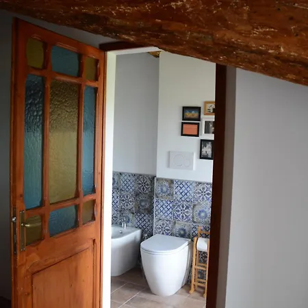 Bed & Breakfast La Casa Di Zoe Al Borgo