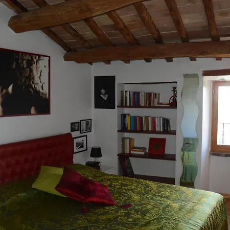 Bed & Breakfast La Casa Di Zoe Al Borgo